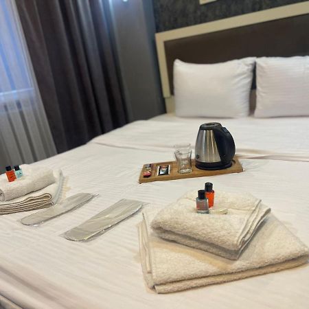 Ufuk Hotel Стамбул Экстерьер фото