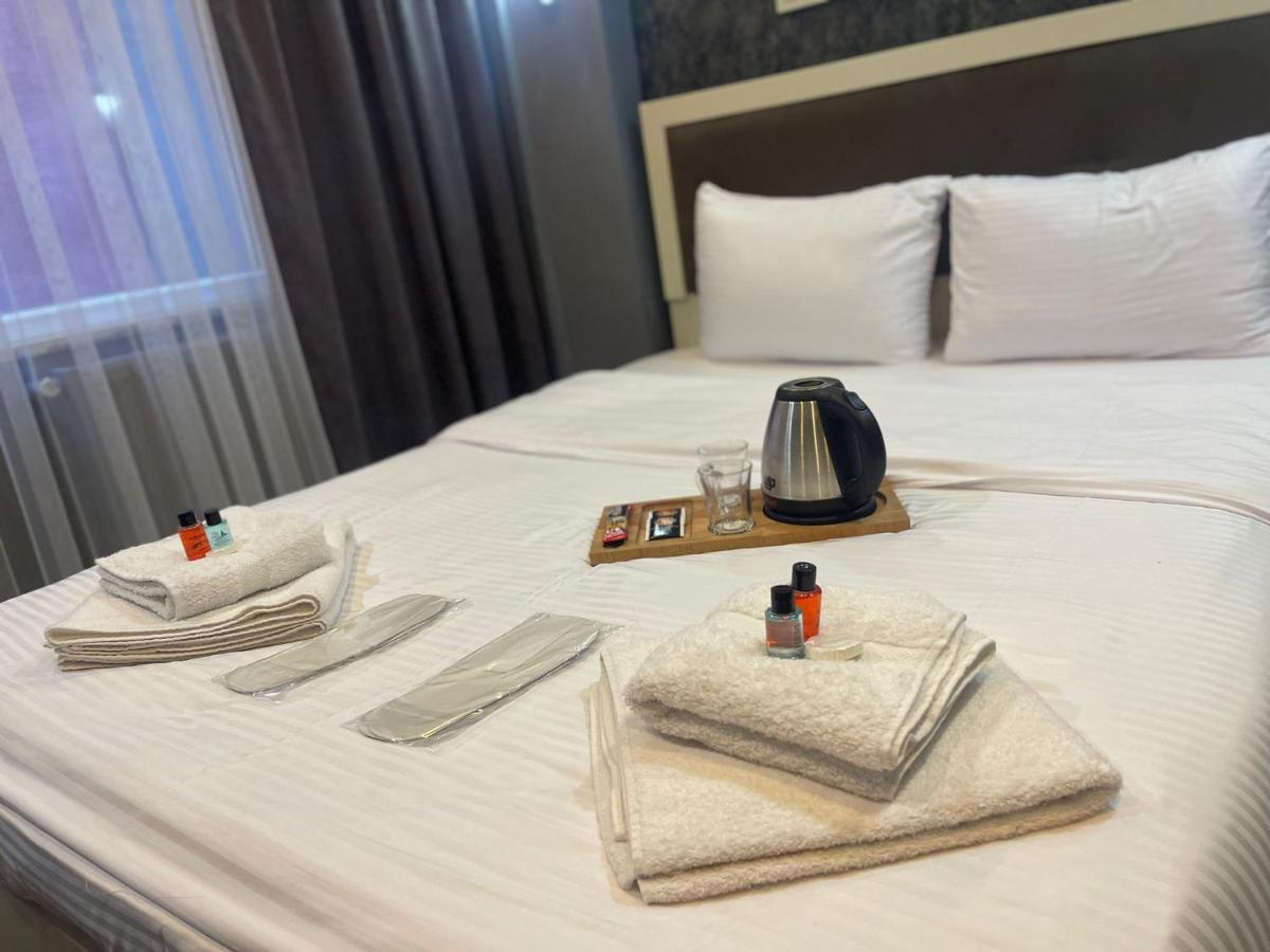 Ufuk Hotel Стамбул Экстерьер фото