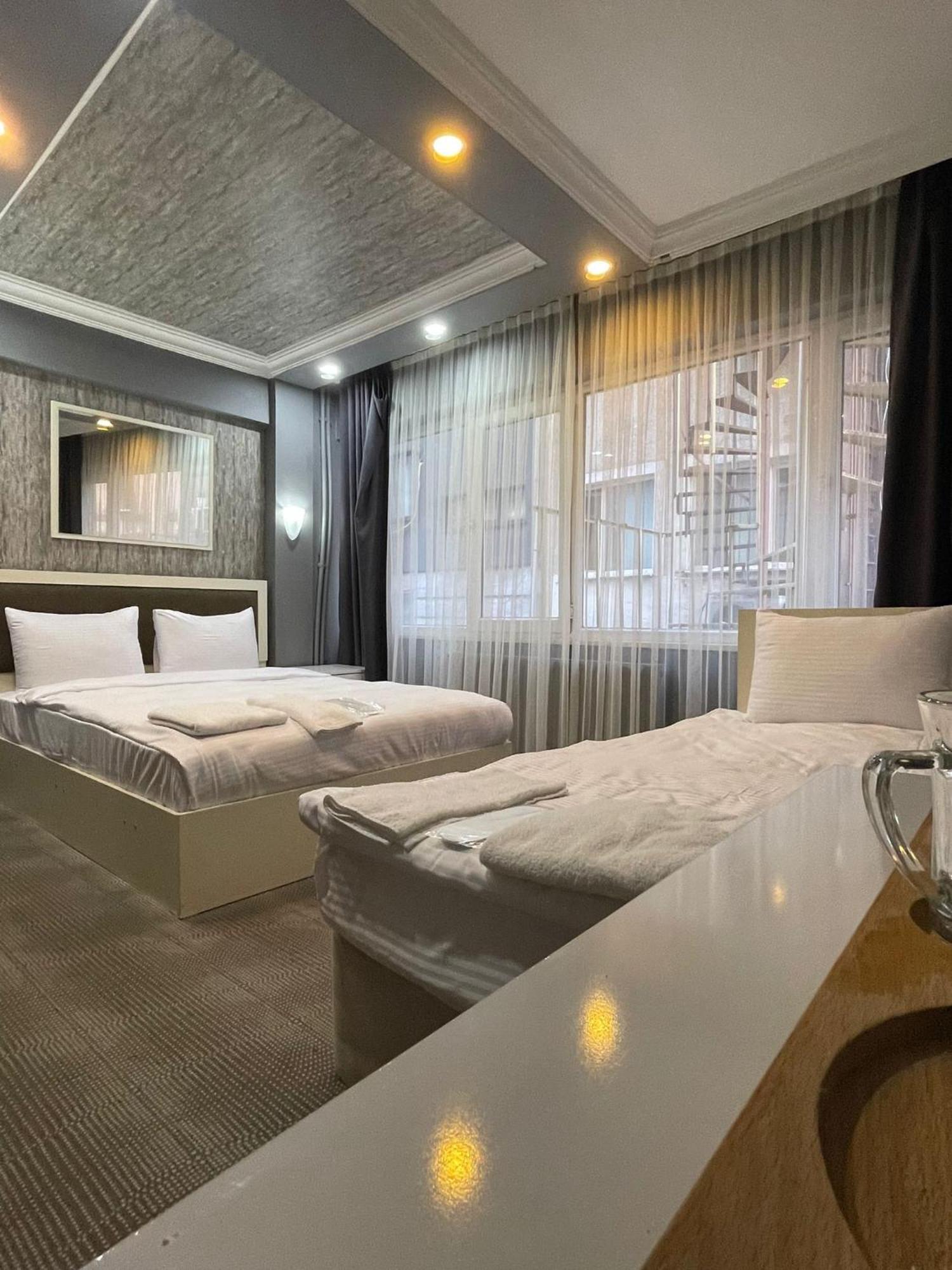 Ufuk Hotel Стамбул Экстерьер фото